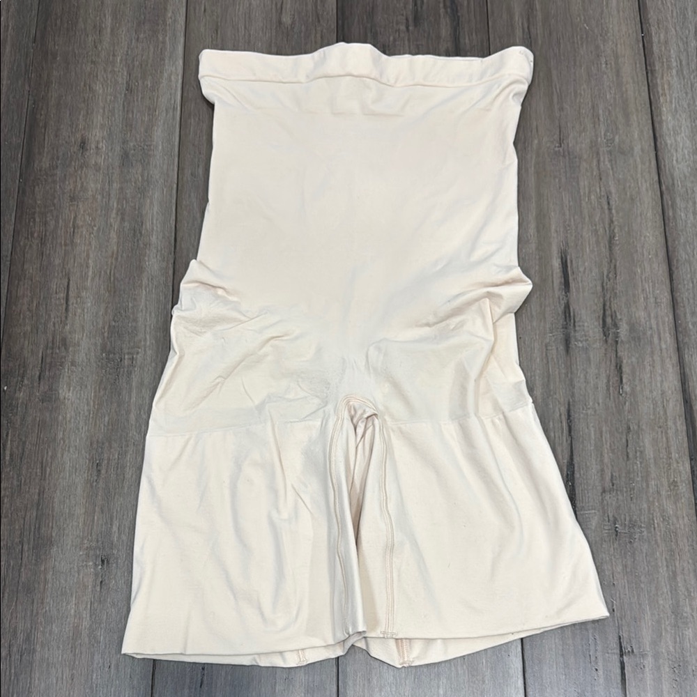 SPANX Neutral Shapewear shorts
